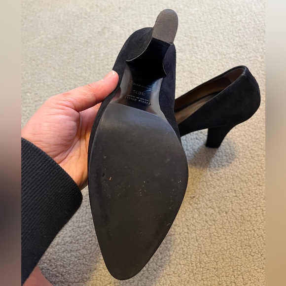 Miu Miu Black Suede Pump Round Almond Toe Block Heels Leather Italy cLassic Shoe - Picture 9 of 12